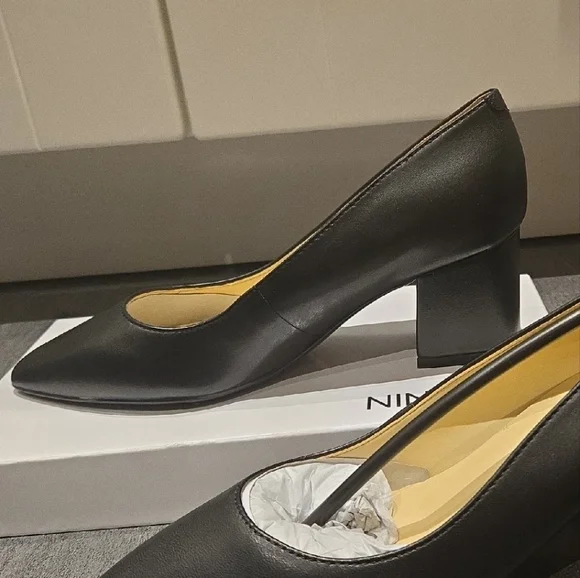 Nine West Black Block Heels - Picture 4 of 7